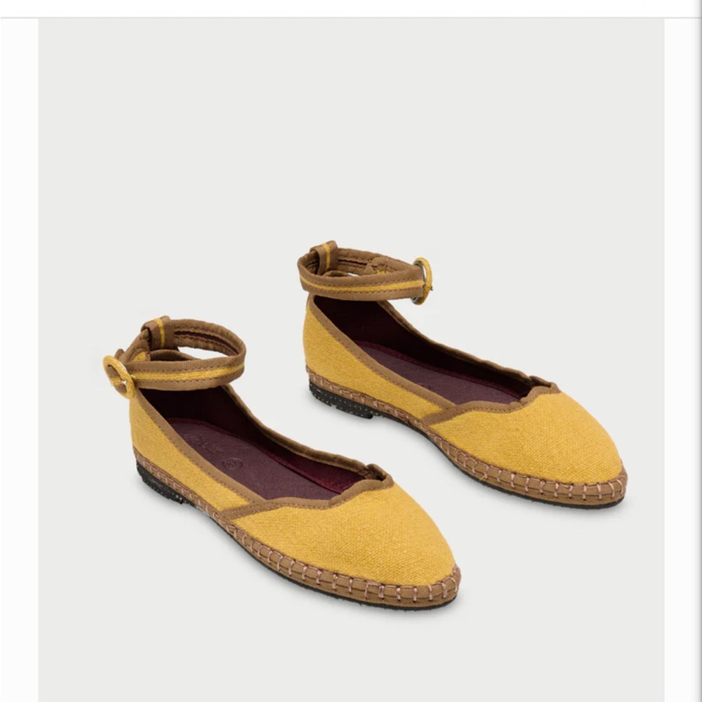 Flabelus Canvas Ankle-Strap Espadrilles EU 39